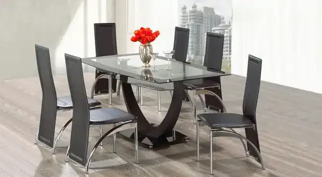 IF 5067 Dining Set