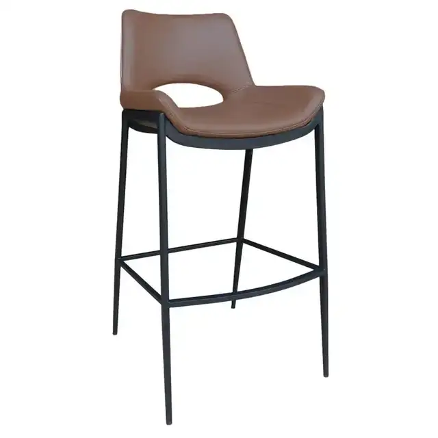 Icona 30" Bar Stool in Saddle and Black