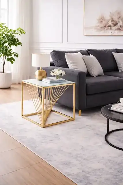 SIDE TABLE - GOLD