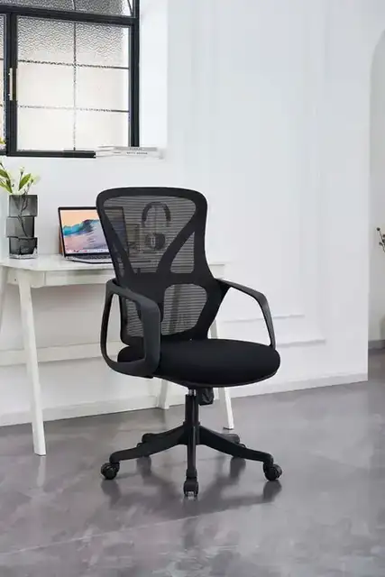 C 7440 - Office Chair - Black