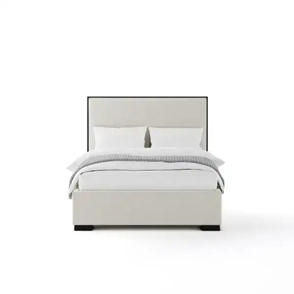 AURELIA BED SERIES