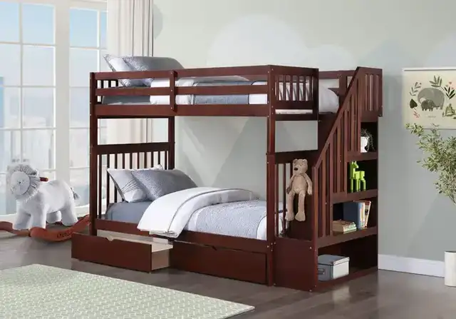 B 1845 - 39"/39" Bunk (Esp)(Reversible stairs)
