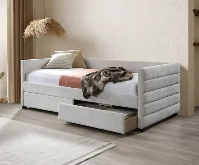 IF 302 - Single Day Bed W/Storage