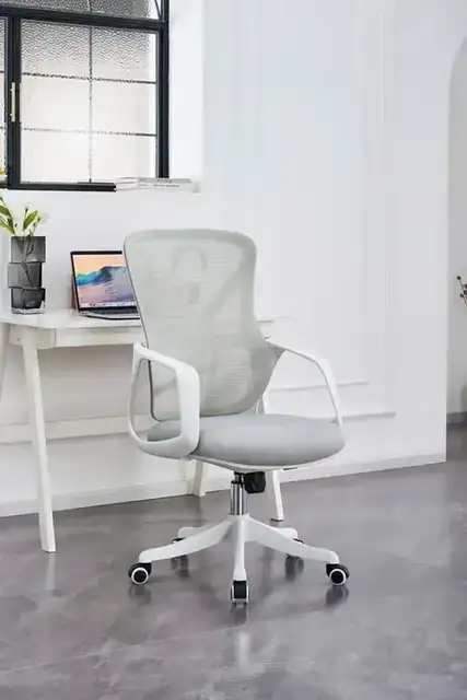 C 7441 - Office Chair - White)