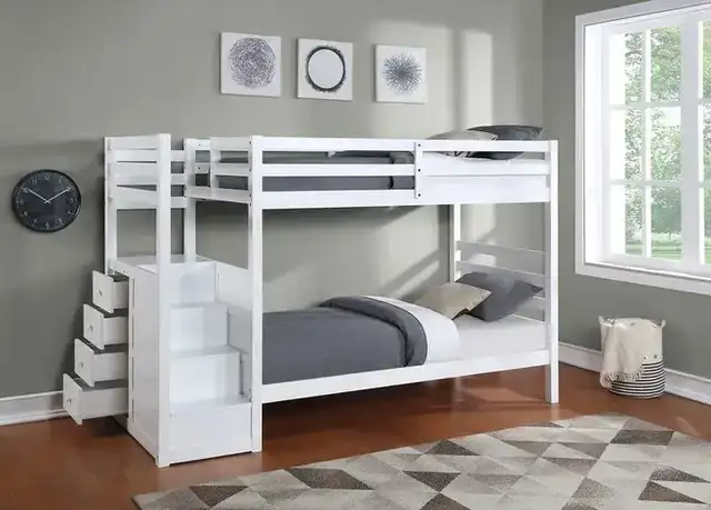 B 1892 - 39"/39" Bunk(White)(LHF Stairs)
