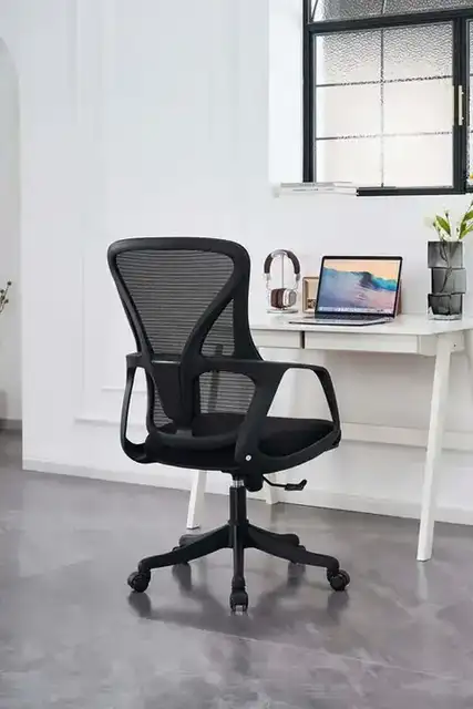 C 7440 - Office Chair - Black