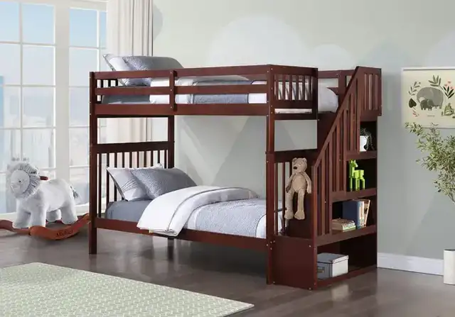 B 1845 - 39"/39" Bunk (Esp)(Reversible stairs)