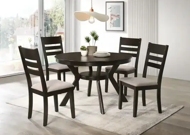 C 1092 - Chair (Creme Fabric) — 1 Chair