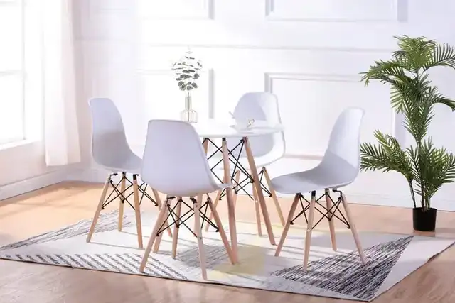 C 1421 - Eiffel Chair (White) — 1 Chair