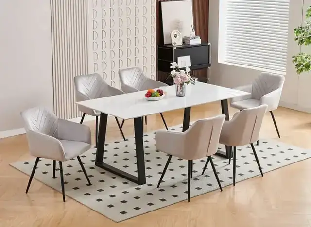 T-1550 Dining Set