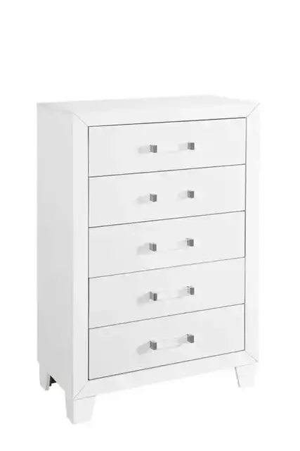 Luccia - Chest