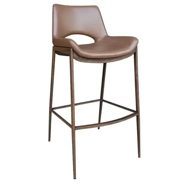 Icona 30" Bar Stool in Saddle and Walnut