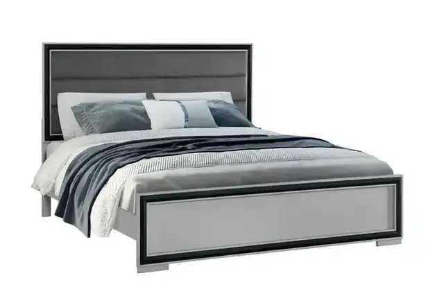 Amelia Bed (Requires Box)
