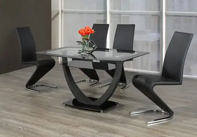 T-5067 Dining Set