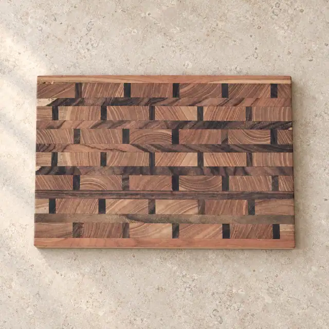 Solid Wood Cutting and Serving Board — Design 02
