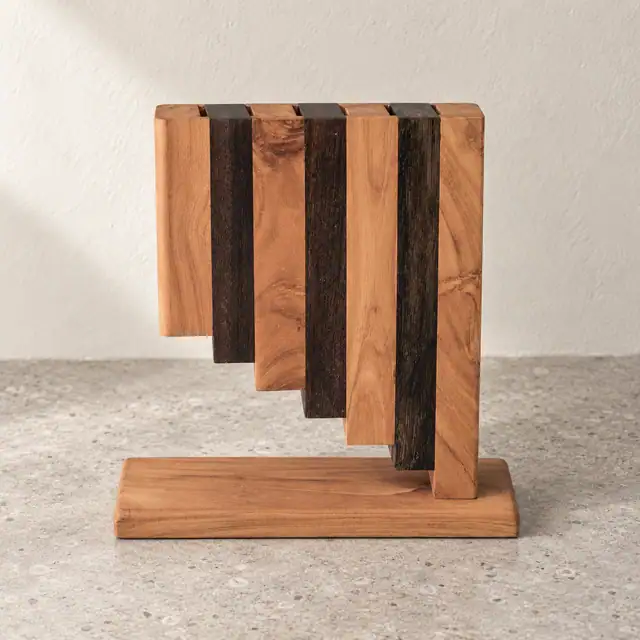 Solid Wood Countertop Knife Holder — Design 01