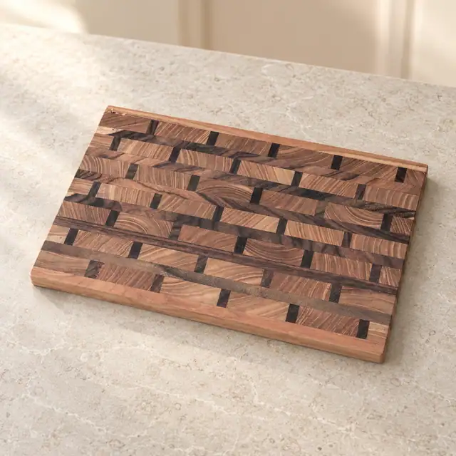Solid Wood Cutting and Serving Board — Design 02 — Three-quarter