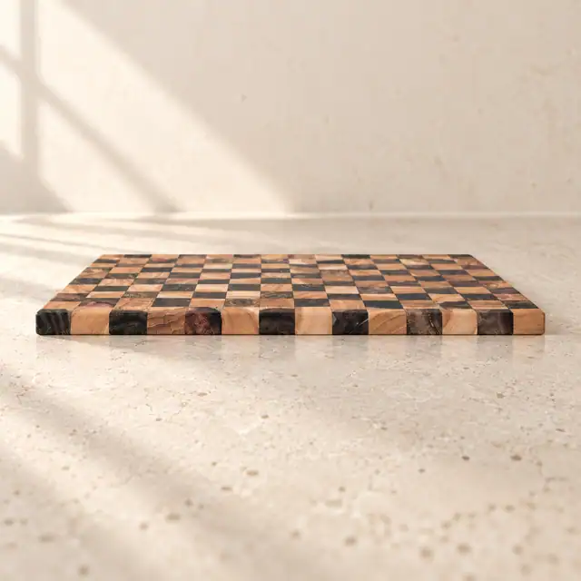 Solid Wood Cutting and Serving Board — Design 03 — Low Edge Profile