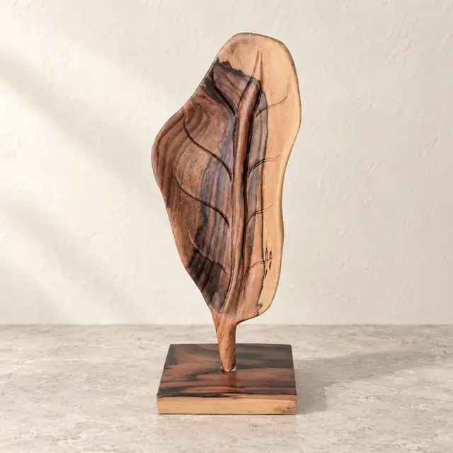 Standing Leaf 3