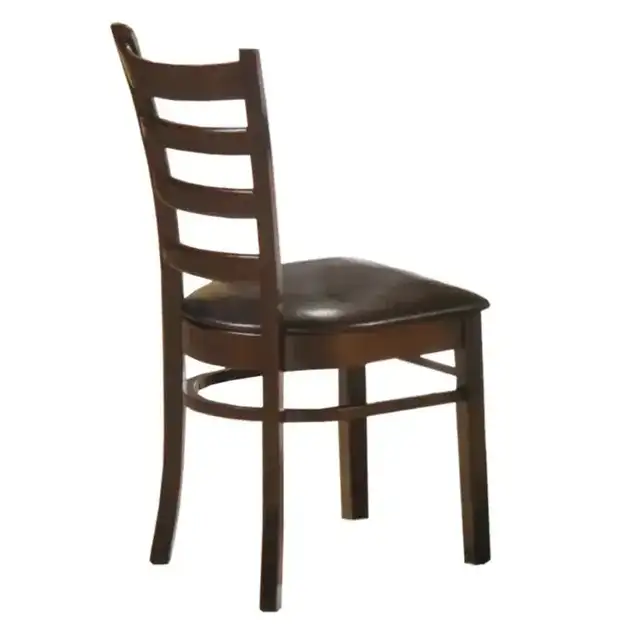 C 1062 - Chair — 1 Chair